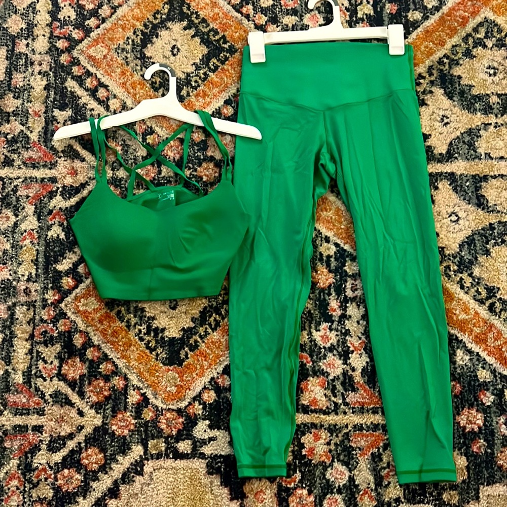 Offline by Aerie Real Me Hold Up! Sports Bra and Real Me XTRA Hold Up! Legging